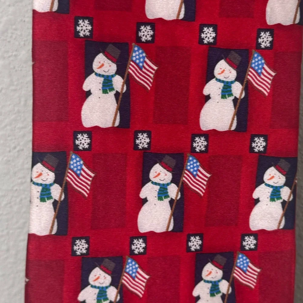 Hallmark Holiday Traditions Christmas/Holiday‎ Snowman & American Flag Silk Tie